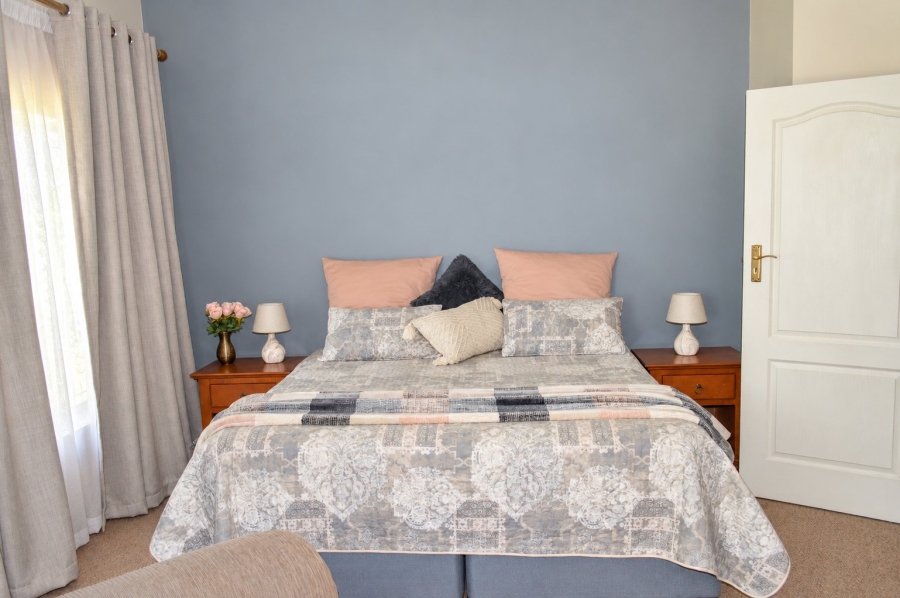 3 Bedroom Property for Sale in Roosheuwel North West